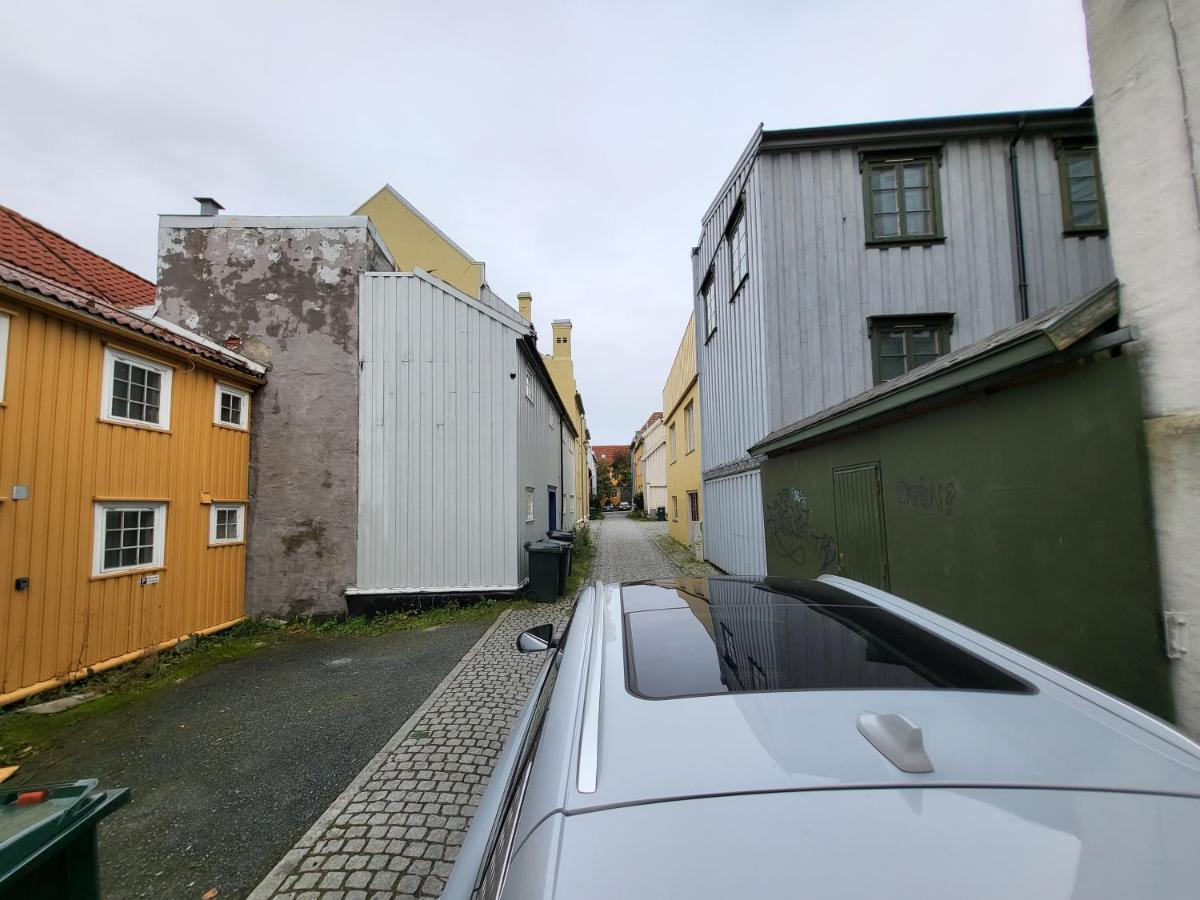 Mars Modern And Cozy Apartment In The Centre, Free Parking Trondheim Bagian luar foto
